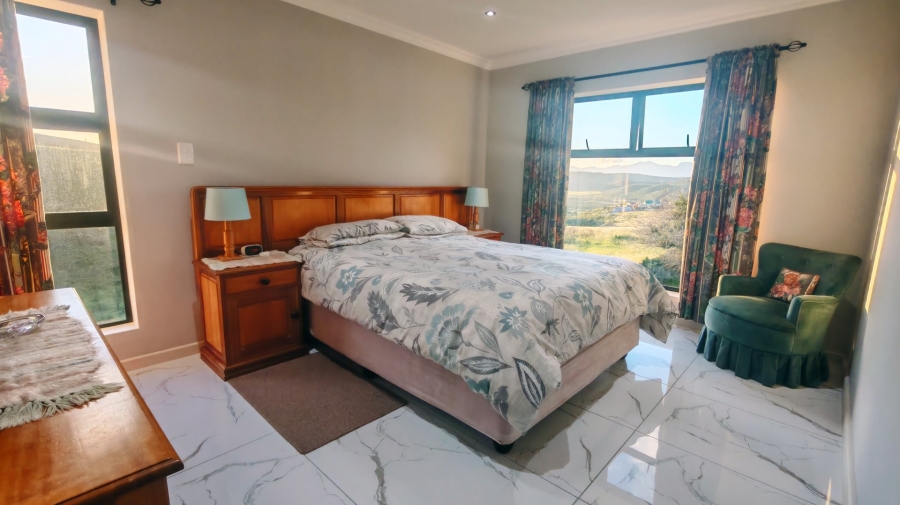3 Bedroom Property for Sale in Hartenbos Heuwels Western Cape